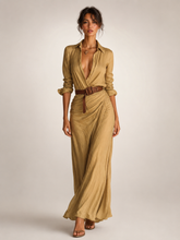 Auguste | Elegantes Maxikleid mit Reverskragen und Gürtel