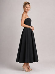 Almut | Trägerloses Abendkleid mit strukturiertem Oberteil – Ansicht 01