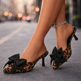 Cordula | Mule-Stiletto mit Leopardmuster & Schleife – Ansicht 01
