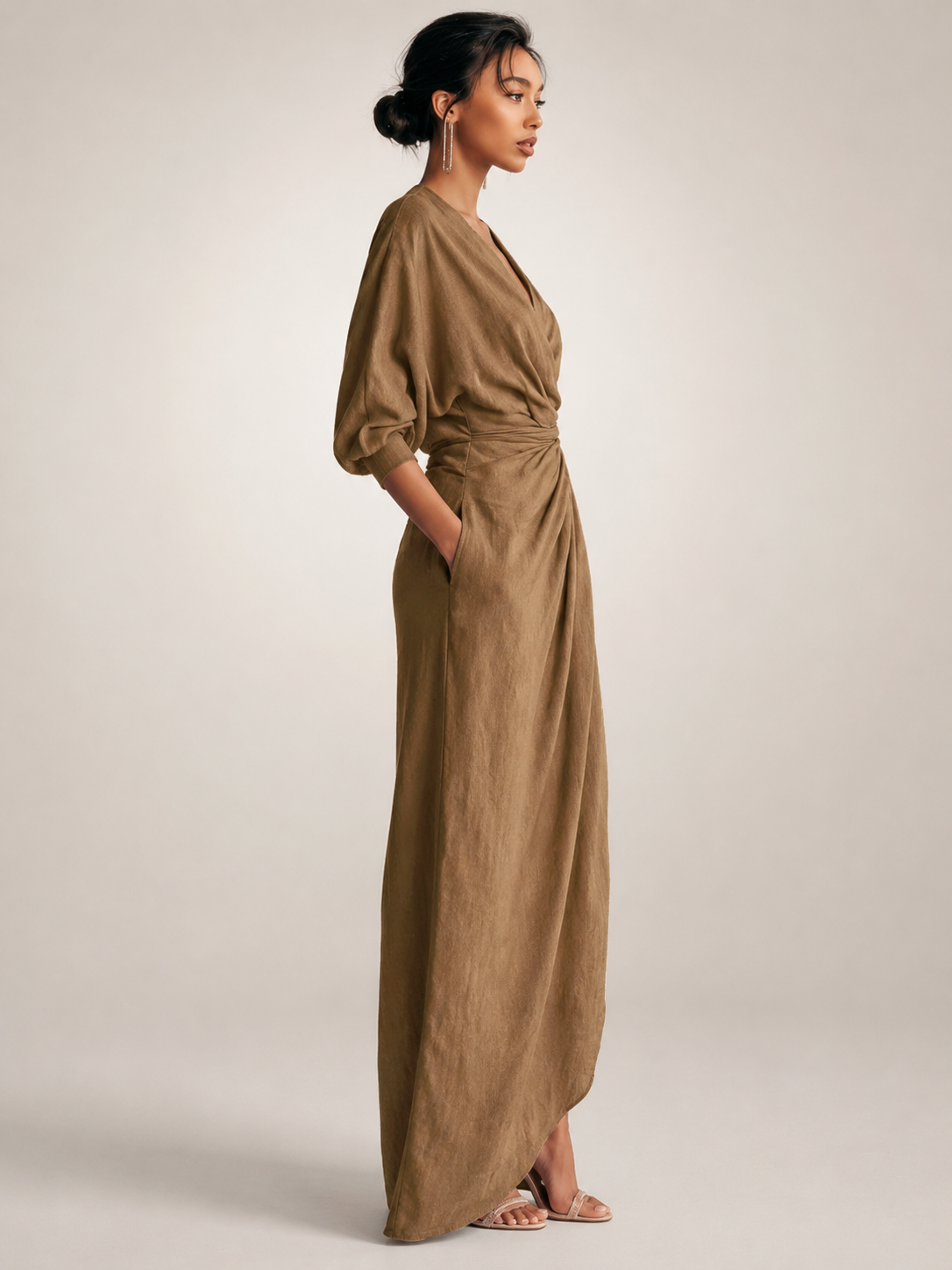 Leonore | Minimalistisches Leinen-Maxikleid mit V-Ausschnitt