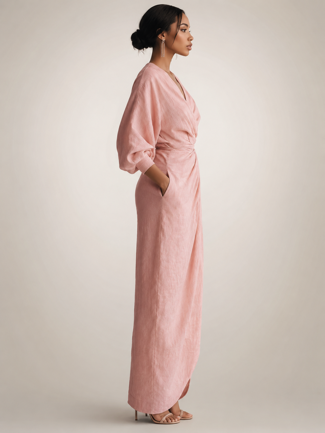 Leonore | Minimalistisches Leinen-Maxikleid mit V-Ausschnitt