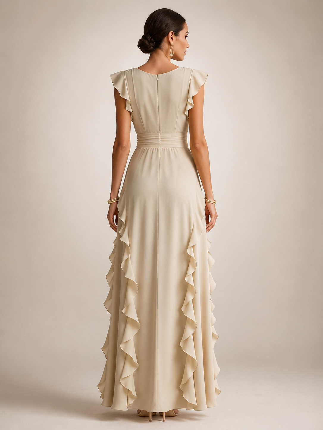 Gerhild | Plissee-Abendkleid mit V-Ausschnitt und kurzen Ärmeln