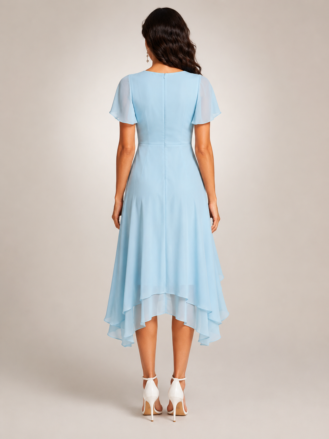 Reinhilde | Maxikleid mit asymmetrischem Saum und V-Ausschnitt