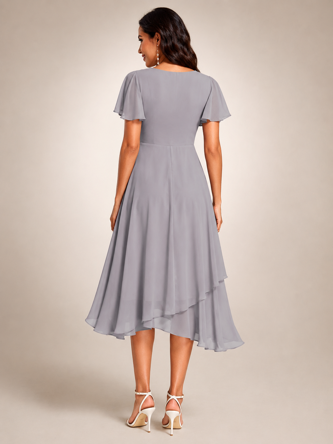 Reinhilde | Maxikleid mit asymmetrischem Saum und V-Ausschnitt