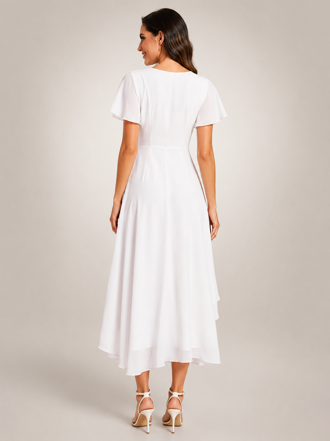 Reinhilde | Maxikleid mit asymmetrischem Saum und V-Ausschnitt