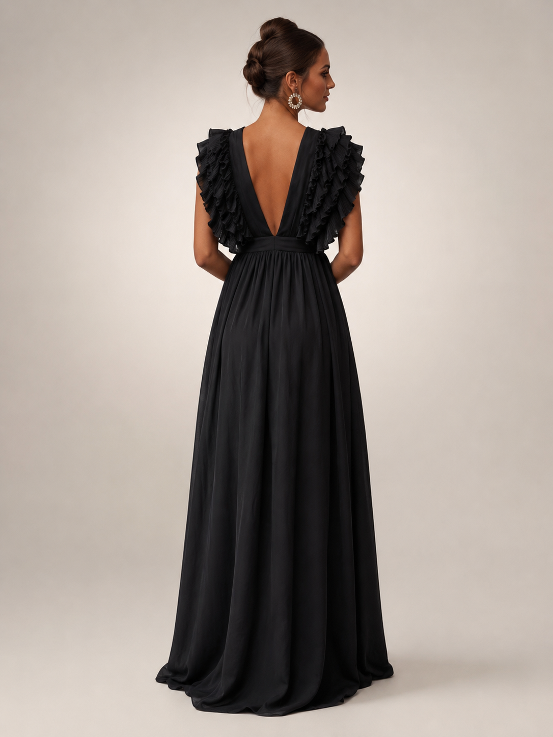 Gerlinde | Backless Maxi Dress with Ruffle Sleeves