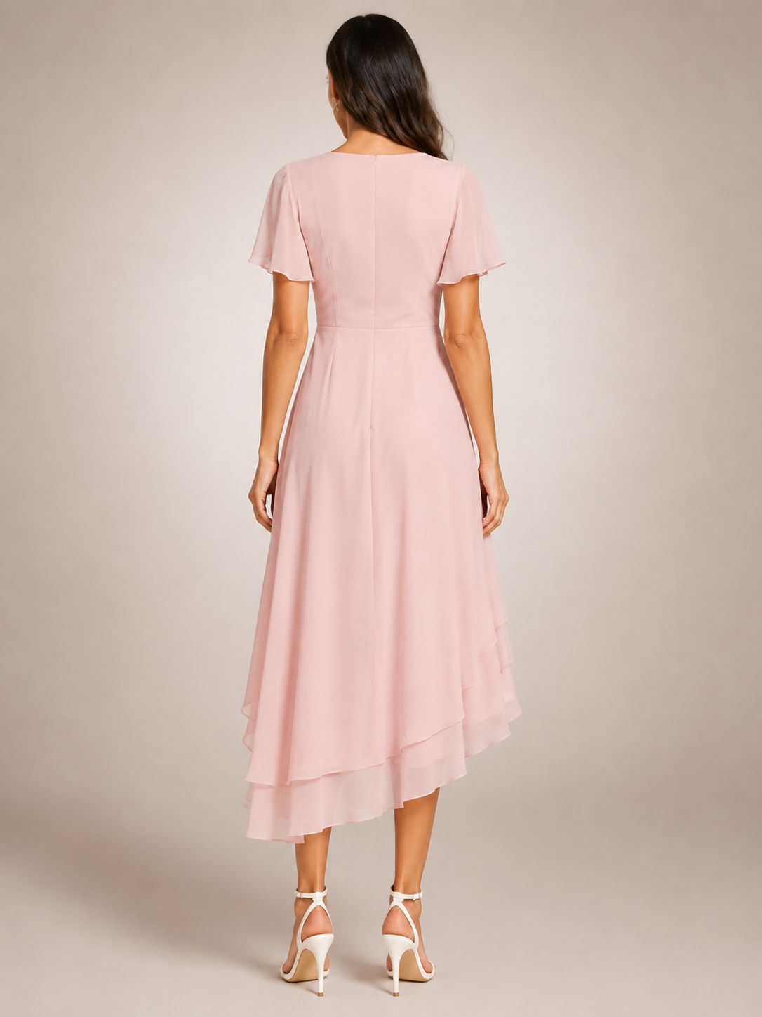 Reinhilde | Maxikleid mit asymmetrischem Saum und V-Ausschnitt