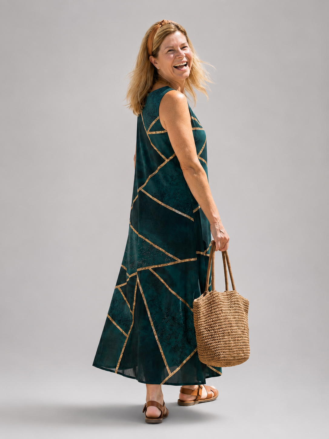 Elara | Midikleid Calm Tide