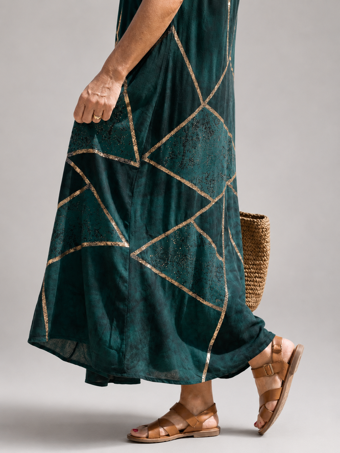 Elara | Midikleid Calm Tide
