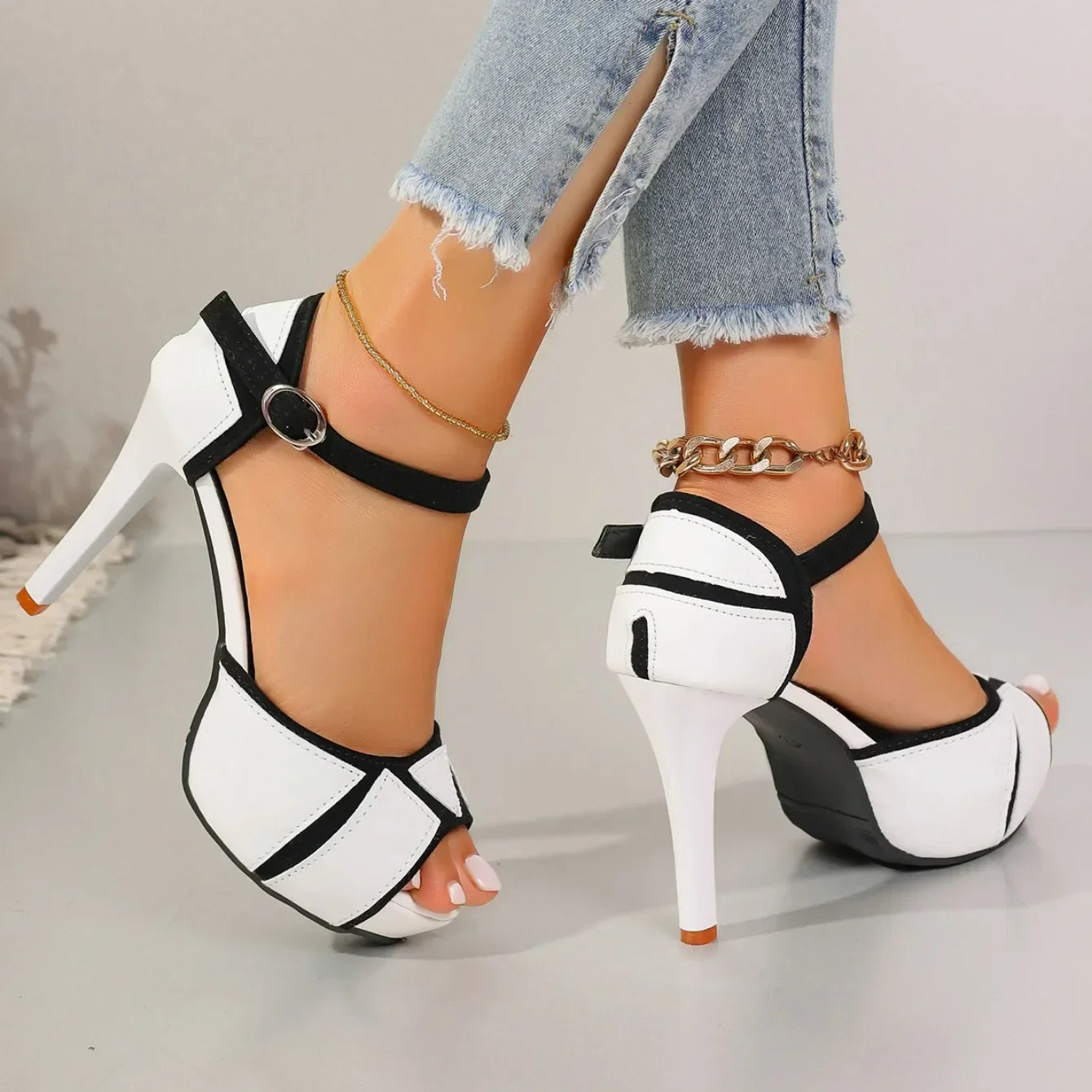 Mareike | Elegante Peeptoe-Plateaupumps – Ansicht 01
