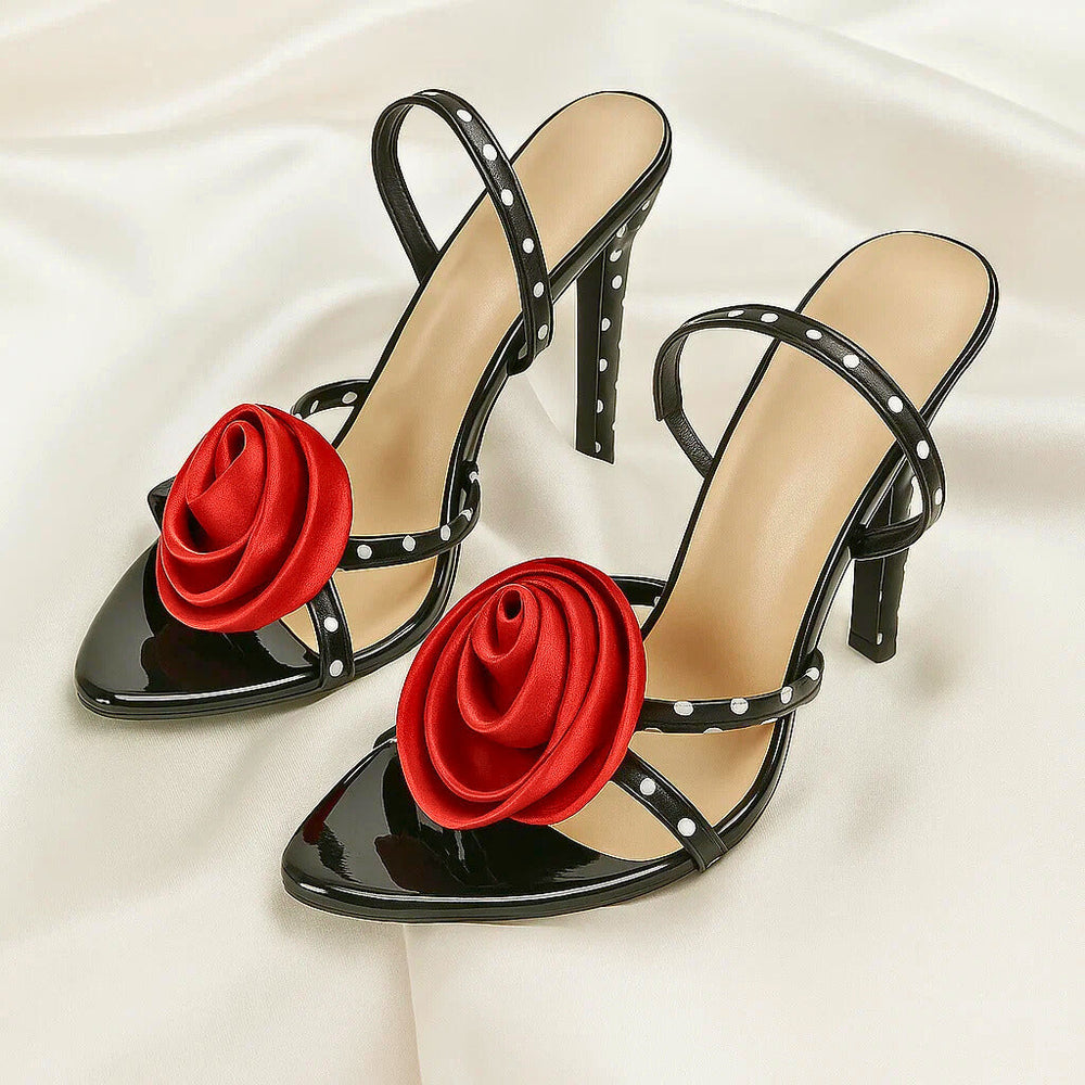 Anneliese | Riemchen-Sandalette mit Rosen-Detail – Ansicht 01