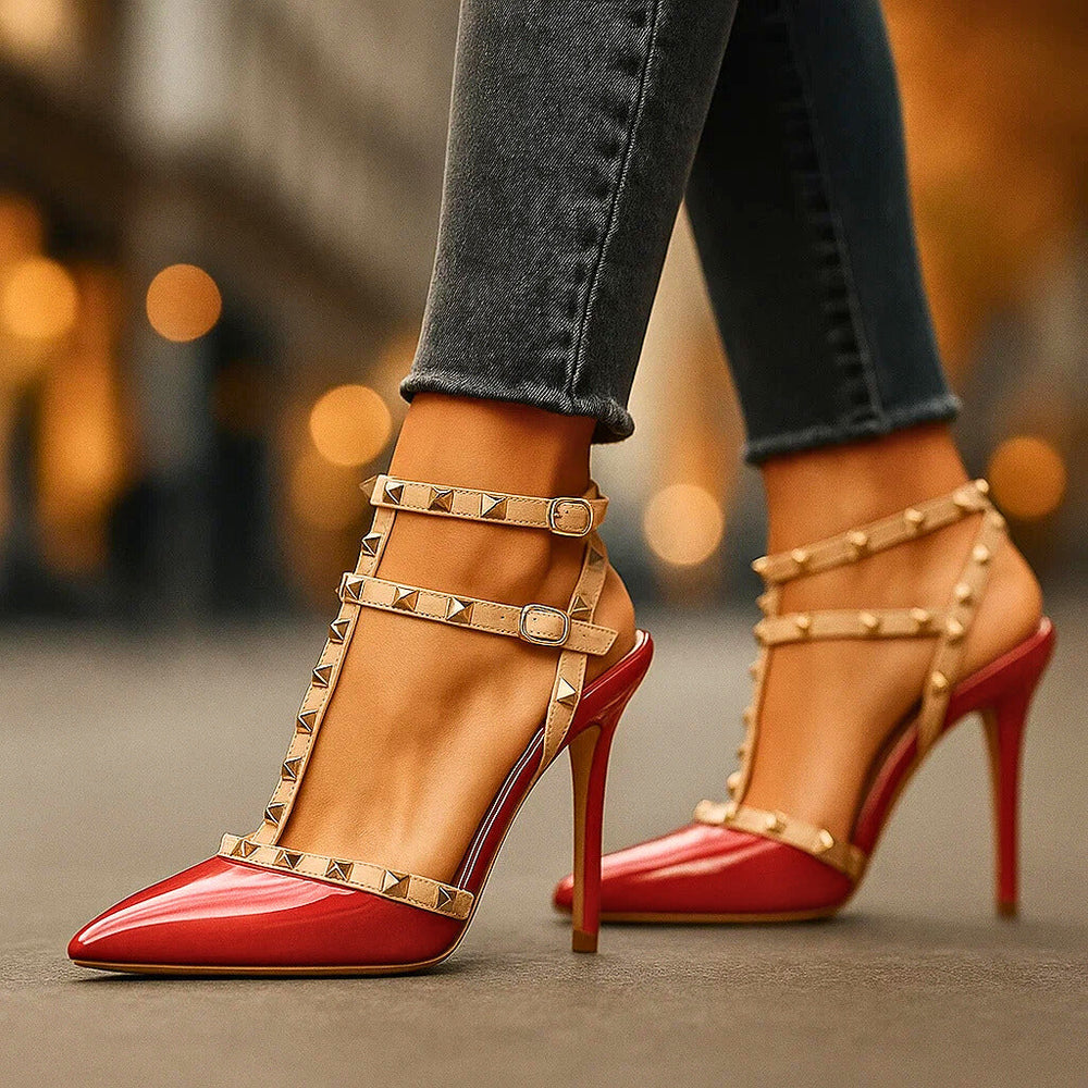 Irmgard | Spitze Stiletto-Pumps mit Nietenriemchen – Ansicht 03