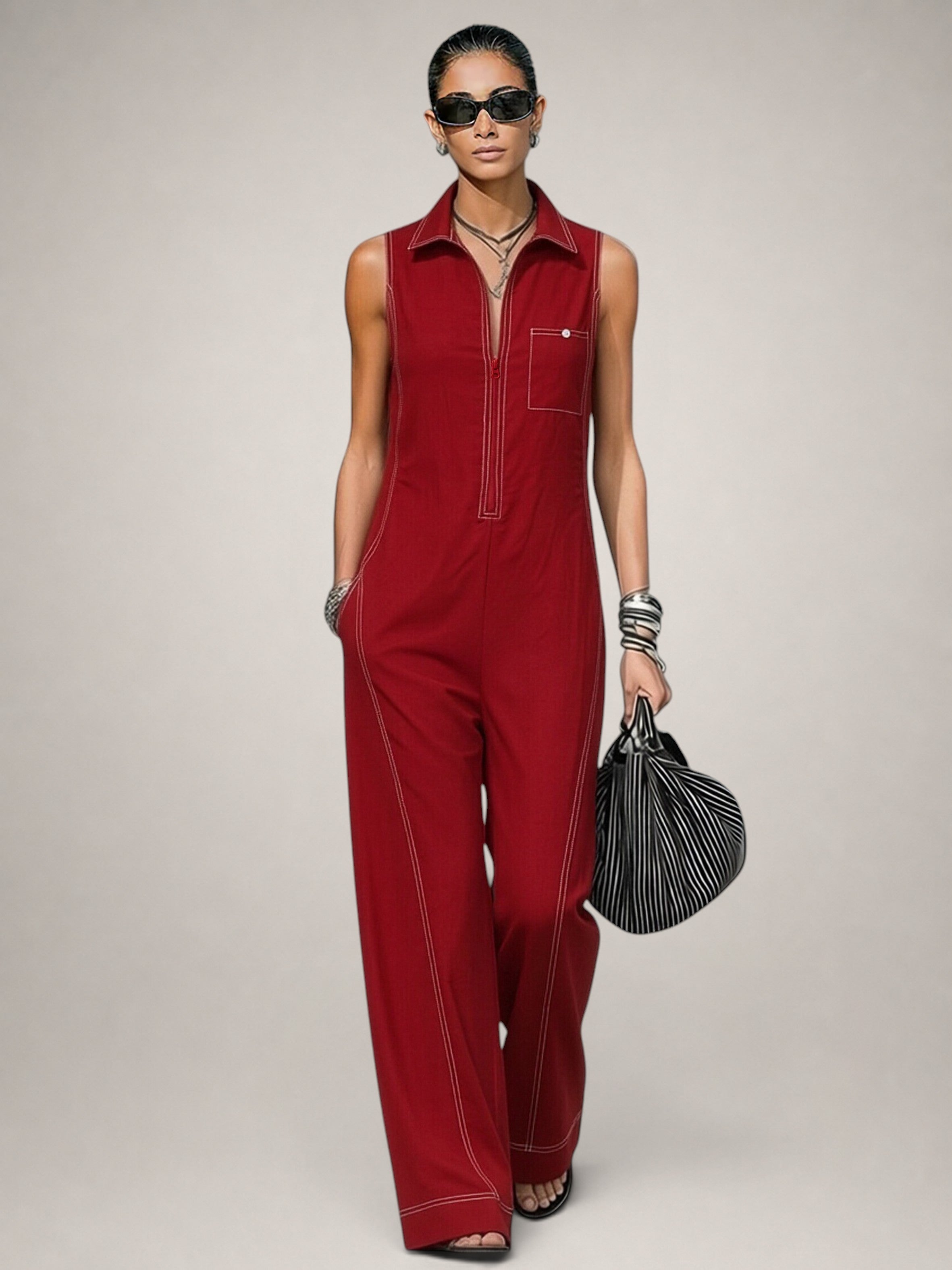 Romy | Ärmelloser Jumpsuit mit Kontrastpaspel