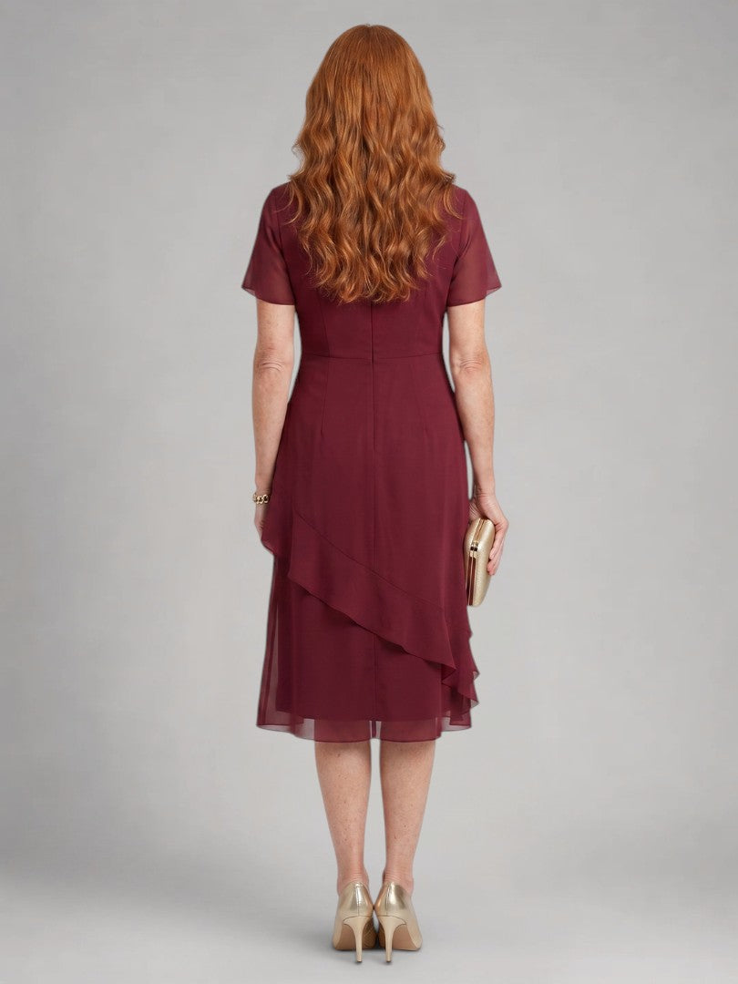 Sandra | Kurzärmeliges Stufen-Midikleid